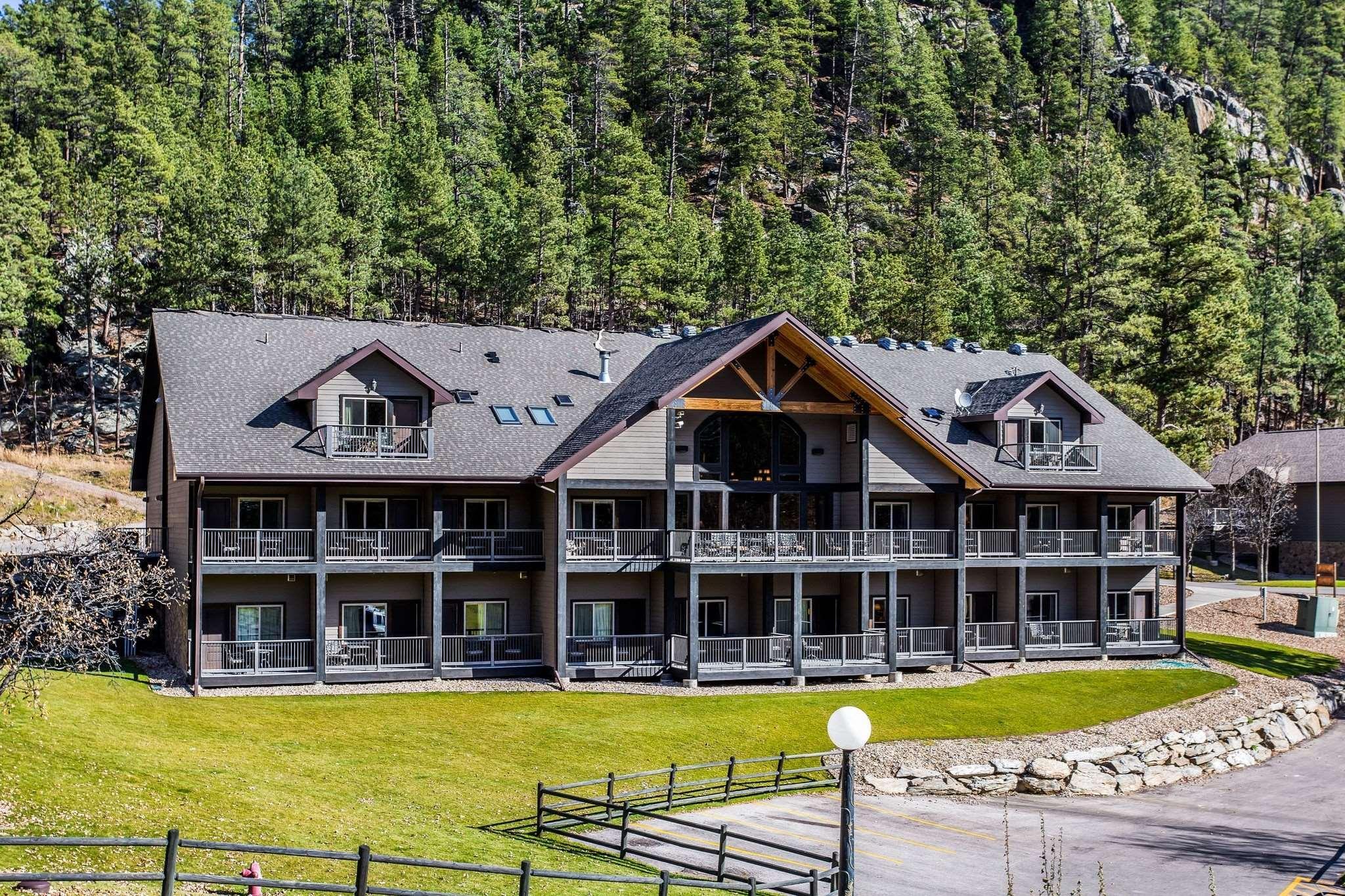 K Bar S Lodge, Ascend Collection Keystone